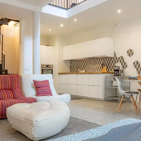 Moderno Loft A Due Passi Dal Lago Apartamento *